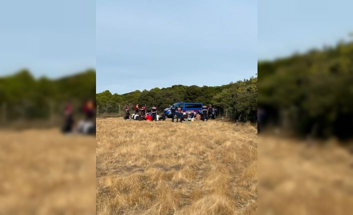 Çanakkale’de minibüste 34 kaçak göçmen yakalandı