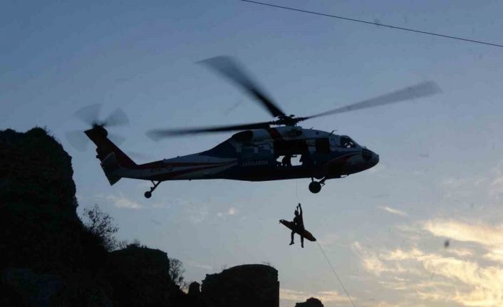 Çanakkale’de nefes kesen tatbikat