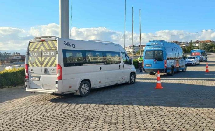 Çanakkale’de okul servis araçlarına denetim