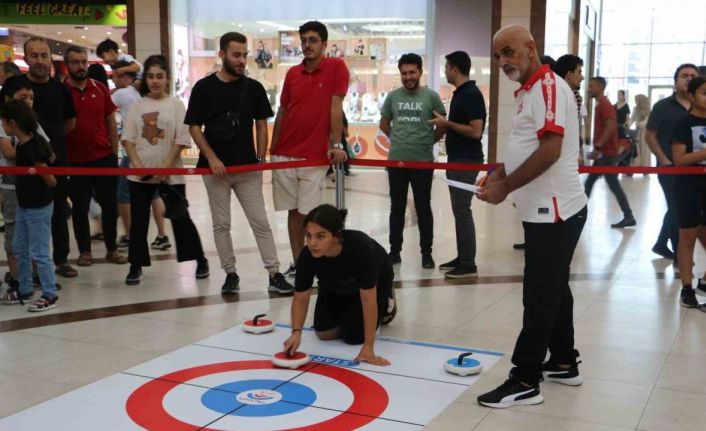 Ceylan Karavil Park’ta Floor Corling Turnuvası