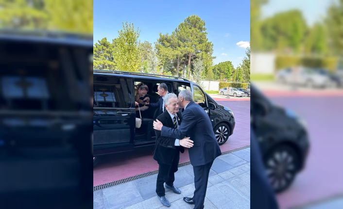 Cumhurbaşkanı Başdanışmanı Yalçın Topçu Tatar Milli Lideri Kırımoğlu’nu ağırladı