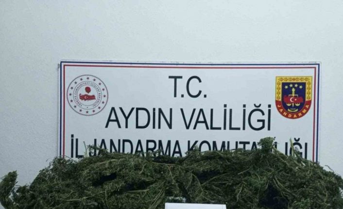 Çuvala koyduğu 10 kilo uyuşturucu ile yakalandı