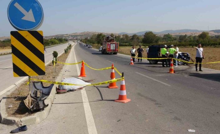 (Düzeltme) Çanakkale’de feci kaza: 2 ölü, 5 yaralı