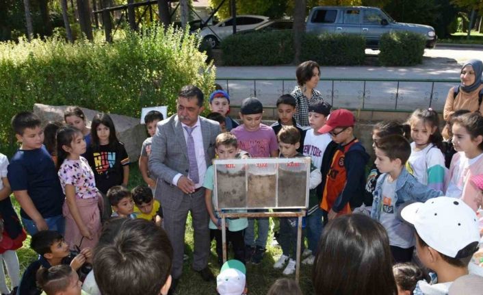 Eğitim öğretim yılı Kayaçpark’ta da başladı