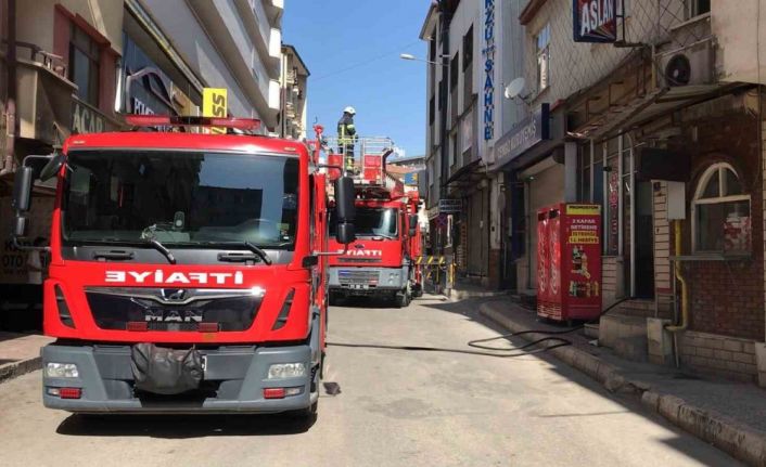 Elazığ’da otel yangını