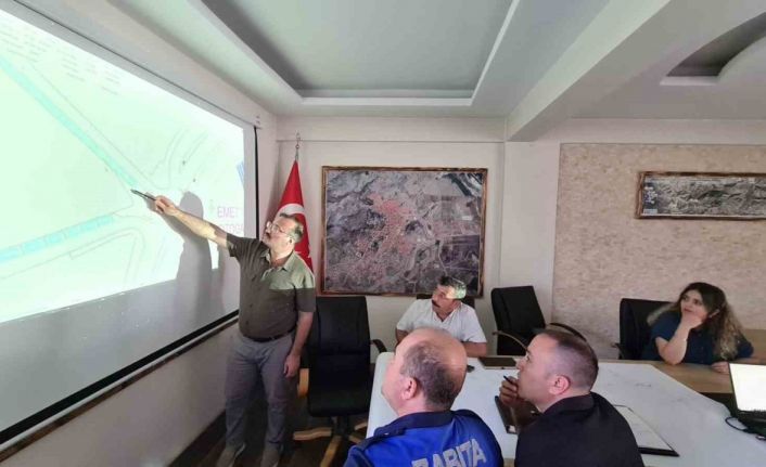 Emet’te trafik sorunu masaya yatırıldı