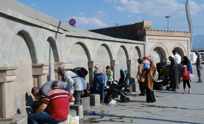 Erzincan’ın ekşi suyuna ilgi her geçen gün artıyor