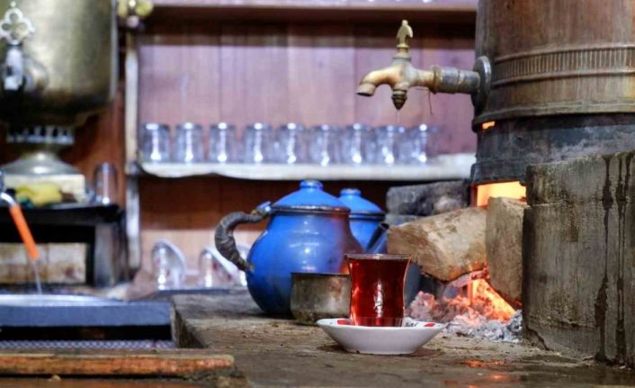 Erzurum’da 120 yıllık bir çay geleneği