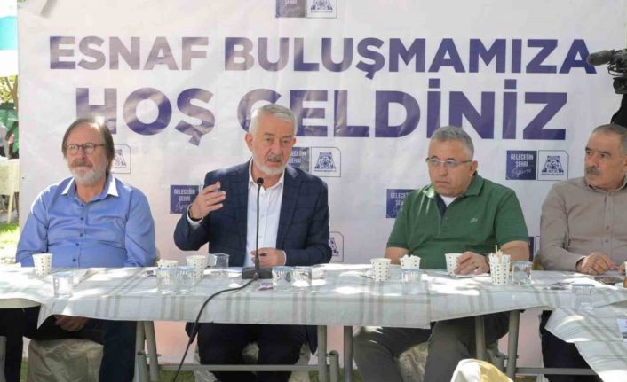 Esnaf: "Üreten bir belediye başkanına sahibiz"