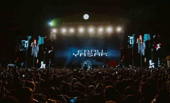 GastroANTEP festivalinde Ebru Yaşar coşkusu