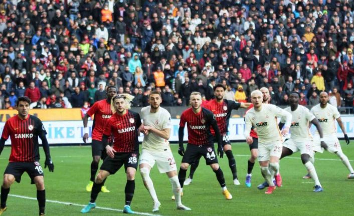 Gaziantep FK ile Galatasaray 9. randevuda