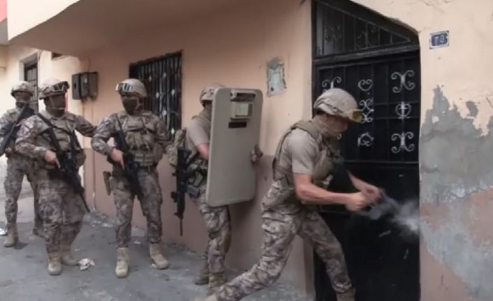 Gaziantep’te şafak operasyonu: 20 şüpheli hakkında yasal işlem yapıldı