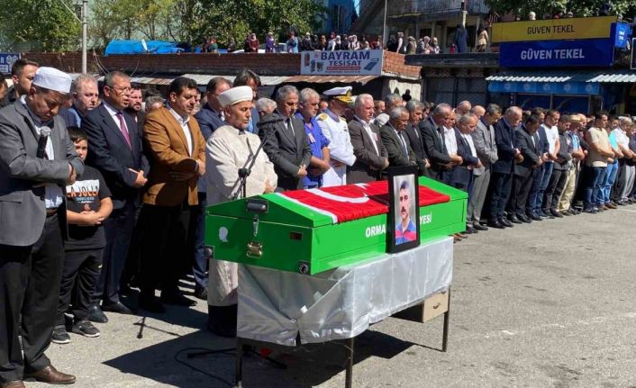 Göçükte hayatını kaybeden madenci son yolculuğuna uğurlandı