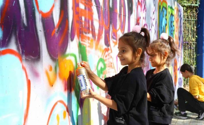 Grafiti meraklıları Hüdavendigar Kent Parkı’nda buluşuyor