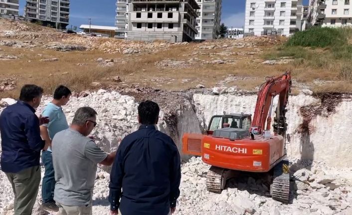 Halfeti’deki millet bahçesinde yoğun çalışma