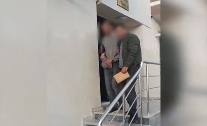 Hırsızlar önce kameraya, sonra polise yakalandı