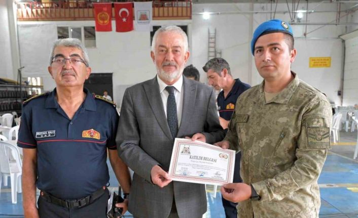 Isparta Belediyesi İtfaiyesi’nden askeri personele arama ve kurtarma eğitimi