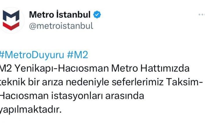 İstanbul’da metro bozuldu vatandaşlar raylarda yürüdü