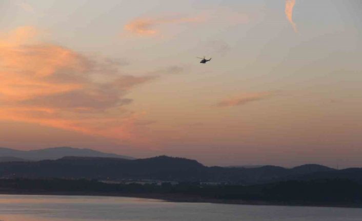 İzmir’de düşen helikopterdeki 3 kişiyi arama çalışmaları sürüyor