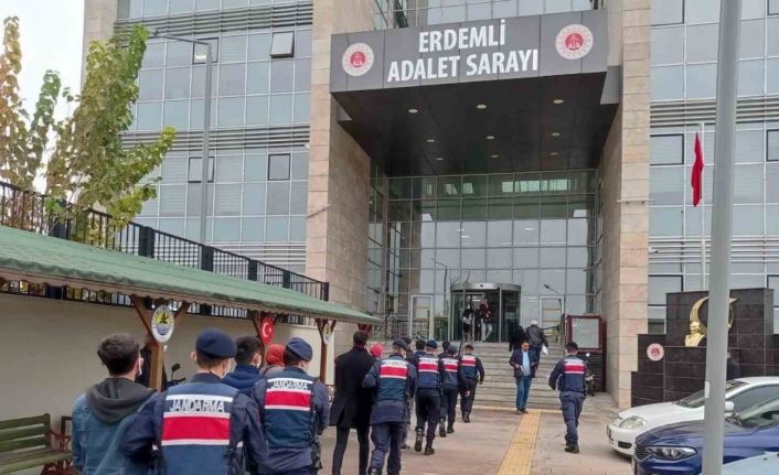 Jandarma Suç Araştırma Timleri suçlulara göz açtırmıyor