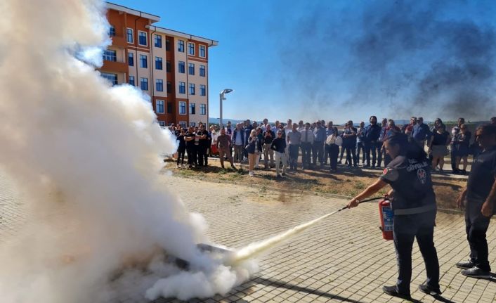 Kastamonu Üniversitesi personeline afet farkındalık eğitimi