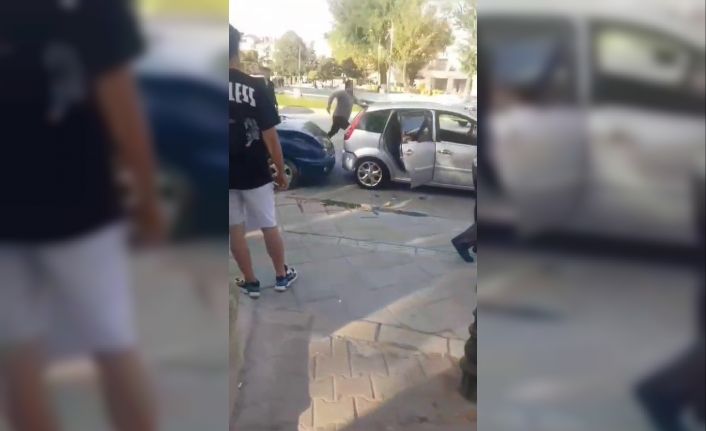 Kaza sonrası bıçakla dehşet saçtı: 1 yaralı