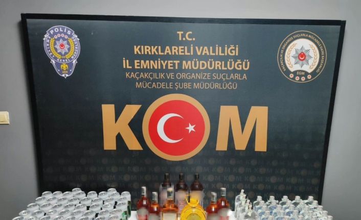 Kırklareli’nde kaçakçılık operasyonu: Şişe şişe kaçak içki ele geçirildi