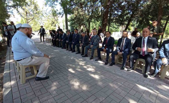 Konya’da Gaziler Günü’nde şehitlere ziyaret