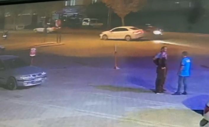 Konya’da motosikletli polislerin kaza yaptığı anlar kameralara yansıdı: 2 yaralı