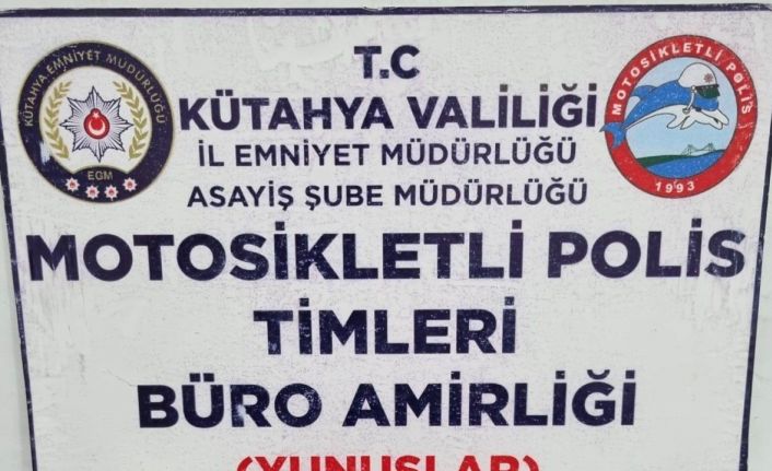 Kütahya’da Yunus Timlerince 2 kişinin üzerinde uyuşturucu ele geçirildi