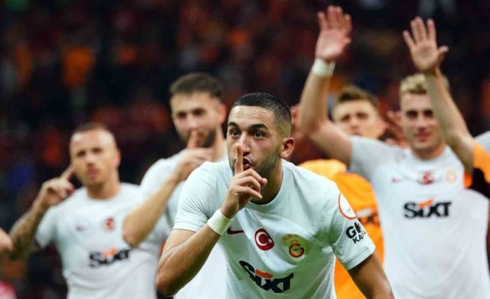 Maç sonu 3’lüsü Hakim Ziyech’ten