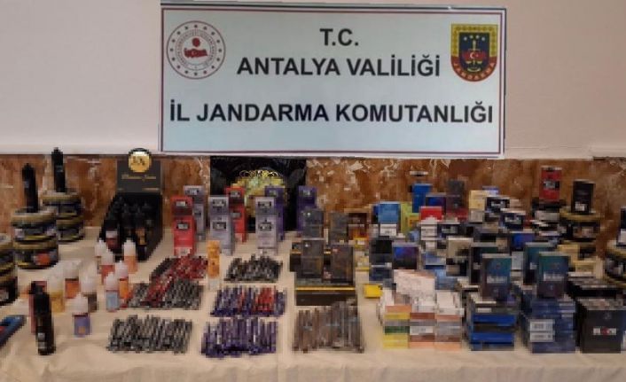 Manavgat’ta kaçak tütün ve elektronik sigara operasyonu