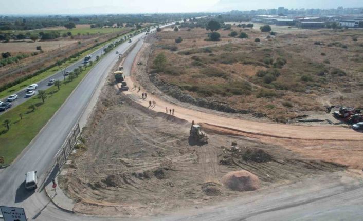 Muradiye OSB Kavşağı’ndaki trafik sıkışıklığı ortadan kalkıyor