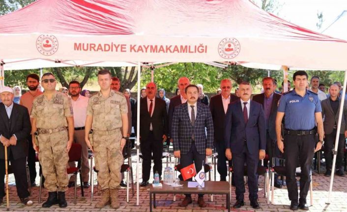 Muradiye’de ’İlköğretim haftası’ tüm okullarda coşku ile kutlandı