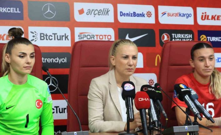 Necla Güngör Kıragası: “Seyirci rekorunu Elazığ’da kırdık"