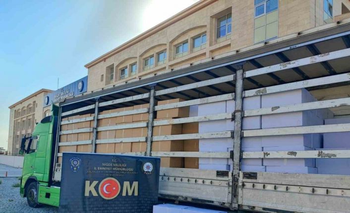 Niğde’de 7 milyon 550 bin adet kaçak makaron ele geçirildi