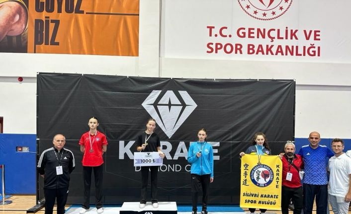 Nilüferli karatecilerden 1 altın 2 bronz madalya