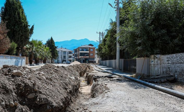 Sakarya Büyükşehir Belediyesi güçlü altyapı çalışmalarını Akyazı ile buluşturdu