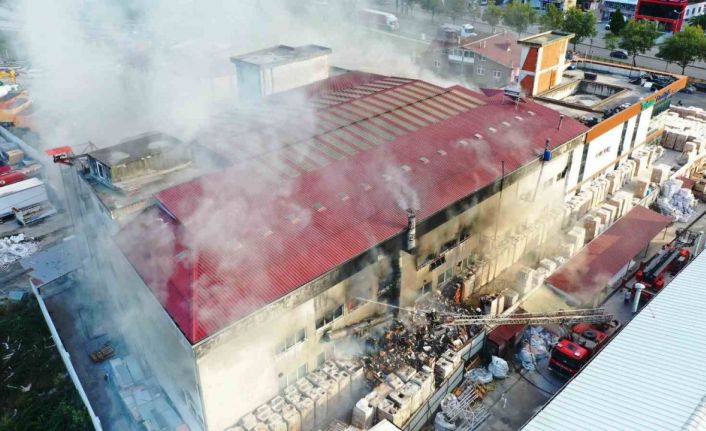 Samsun’da fabrika yangını kontrol altına alındı