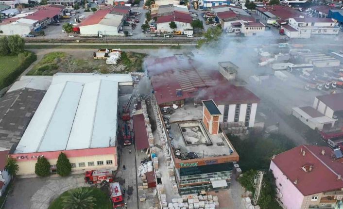 Samsun’da seramik ürünleri fabrikasında yangın