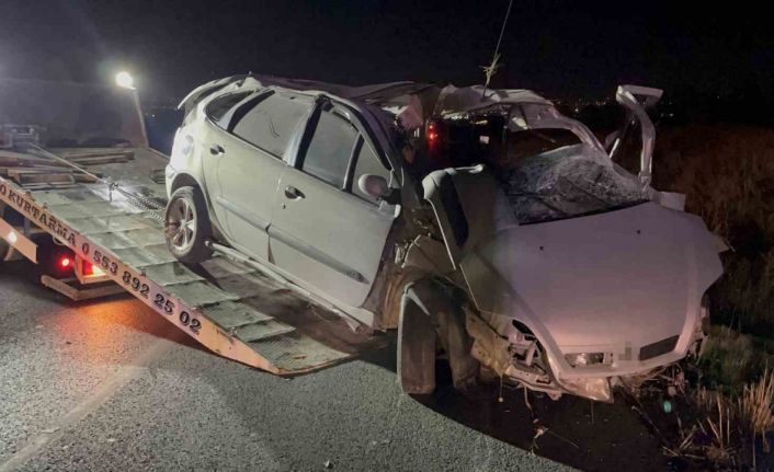 Şarampole yuvarlanan otomobil hurdaya döndü, sürücü hayatını kaybetti