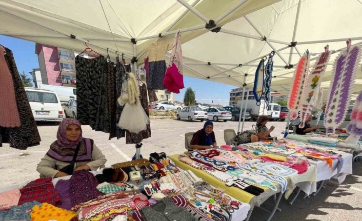 Sincan’da “Hanımlar El Emeği Pazarı” ilgi görüyor