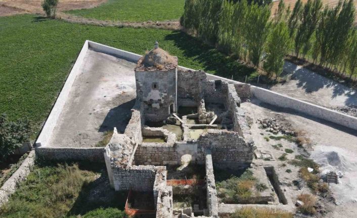 Tarihi Hüseyin Gazi Külliyesi ayağa kaldırılıyor