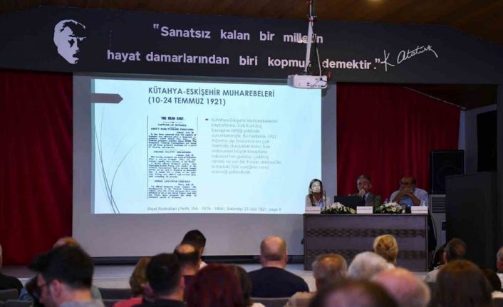 Tepebaşı’nda Cumhuriyet ve Eskişehir konferansı