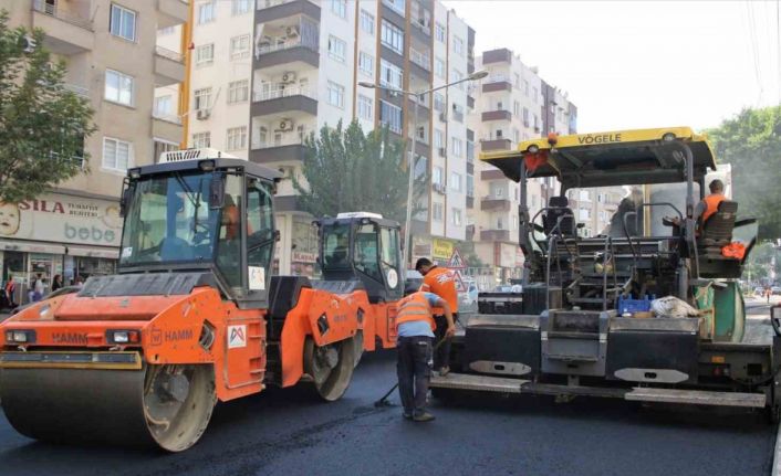 Toroslar’da Kuvayi Milliye Caddesi yenilendi