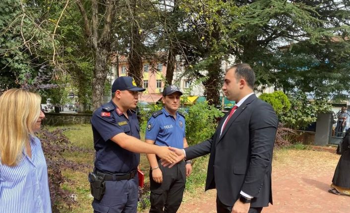 Ulus Kaymakamı görevine başladı