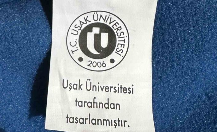 Uşak Üniversitesi postacıların kıyafetlerini tasarlamaya devam ediyor