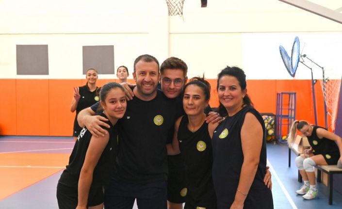 Voleybol Başantrenörü Doğançay yeni sezon hazırlıklarını değerlendirdi