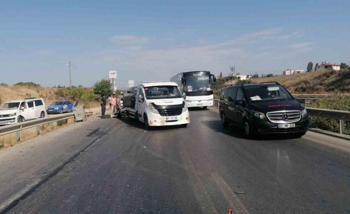 Yaralamalı kazaya giden polisin maddi hasarlı kazada ‘haklılık’ mesaisi