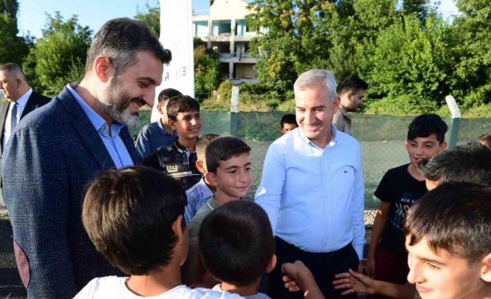 Yeşilyurt’taki çocuk şenliği büyük ilgi gördü